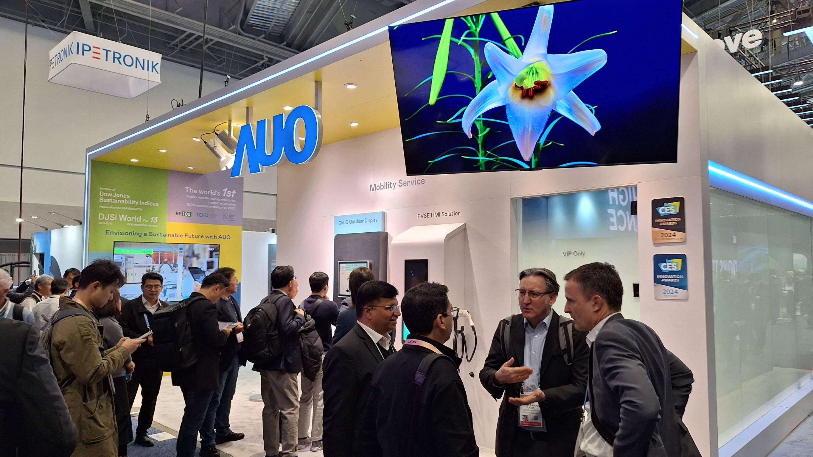 The AUO booth was a highlight of the event, captivating attendees with its futuristic designs and interactive showcases that brilliantly showcased the convergence of technology and automotive ingenuity.