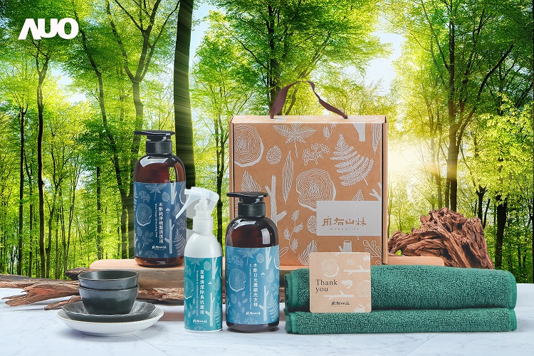 AUO initiated a social innovation collaboration to transform cut branches into eco-friendly personal care products and charcoal handicrafts after drying, processing and kilning, a fine example representing the quintessence of both sustainable forestry and the circular economy, addressing the SDG12 (Responsible Consumption and production)